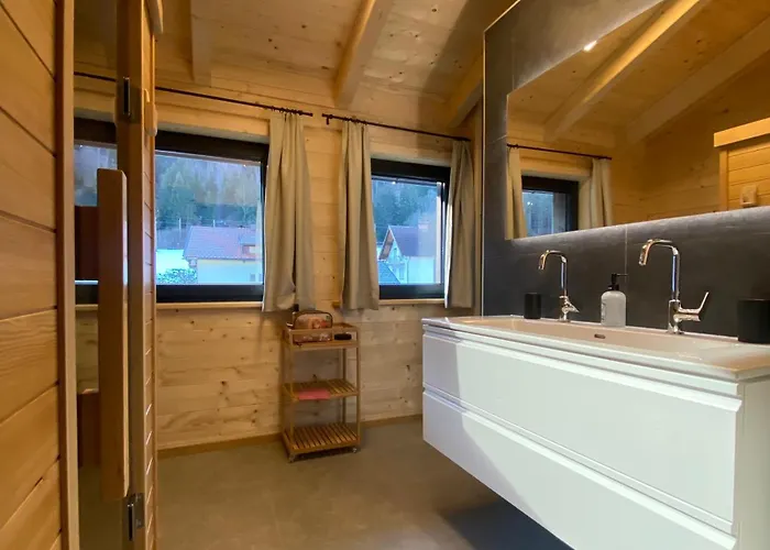 דירה Entspannen Im Holzchalet Mit Panoramablick, Ruhe Und Infrarotsauna *